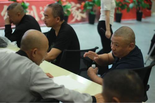 驾驶员互动